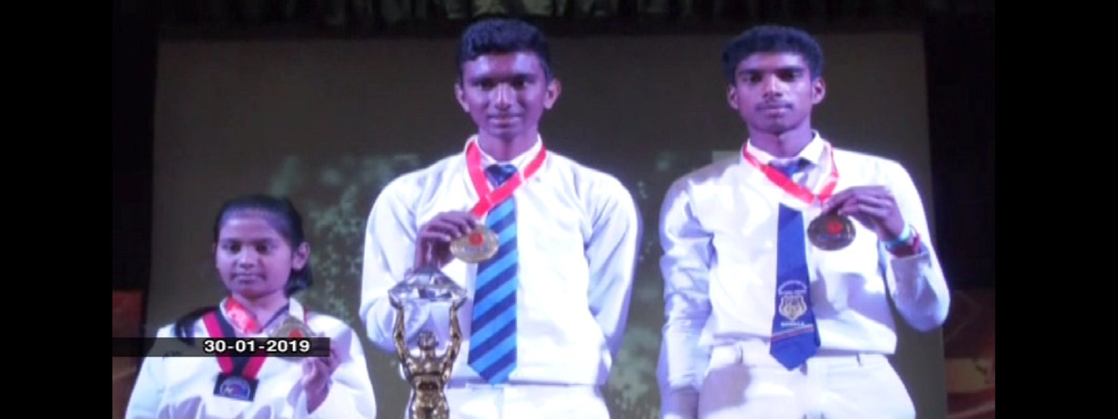 பதுளையின்  திறமையான வீரராக ரவீன் கவீஷ தெரிவு