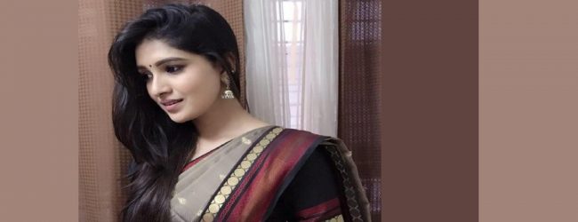 சினிமாவிற்குள் நுழையும் வாணி போஜன்