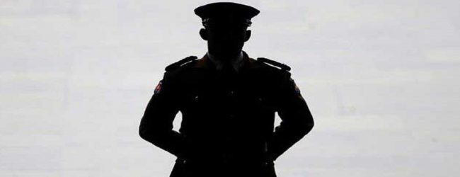 நாடு கடத்தப்பட்டவர்களை கண்காணிக்க பொலிஸ் குழு 
