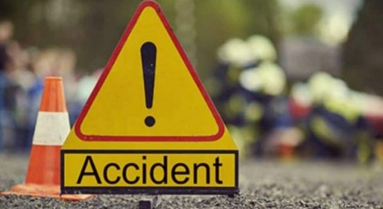 வெல்லவாயவில் விபத்து: மூவர் பலி 