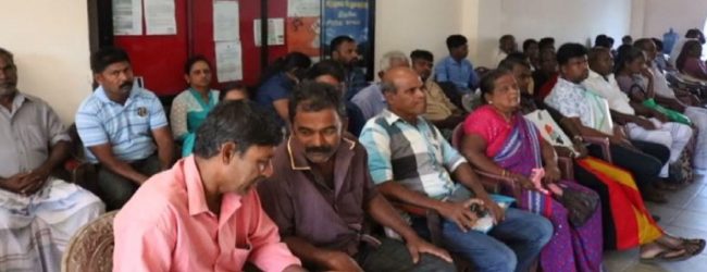 மக்கள் சந்திப்பில் கலந்துகொள்ளாத வட மாகாண ஆளுநர்