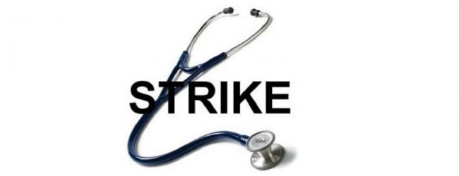 அரச மருத்துவ அதிகாரிகள் சங்கம் பணிப்பகிஷ்கரிப்பு 