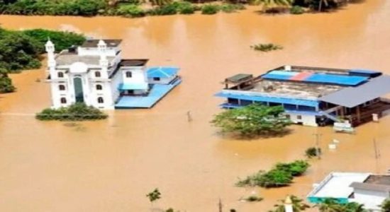 கேரளாவில் மழை வௌ்ளத்தில் சிக்கி  111 பேர் பலி 