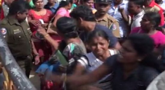 எதிர்ப்பினால் 454 பேரின் நியமனம் இடைநிறுத்தம்