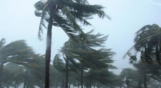 காற்றின் வேகம் அதிகரித்து வீசக்கூடும் 