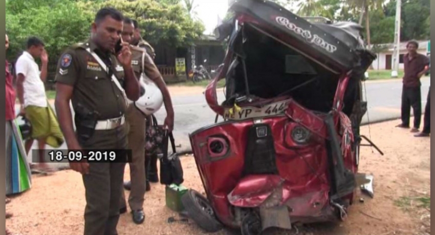 ஹபரண வாகன விபத்தில் இருவர் உயிரிழப்பு; மூவர் காயம்