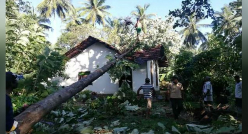 குருநாகல் மாவட்டத்தில் 145 இற்கும் அதிக வீடுகள் சேதம்