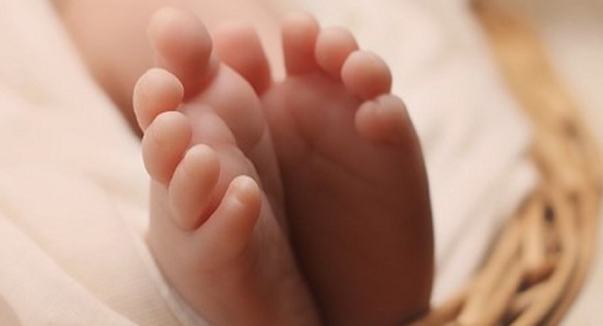 மட்டக்களப்பில் எரித்து புதைக்கப்பட்ட சிசுவின் சடலம் மீட்பு