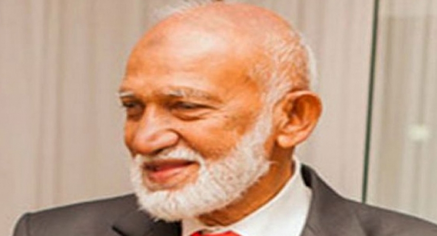 தேர்தல்கள் ஆணைக்குழுவில் A.H.M.பௌசி முறைப்பாடு