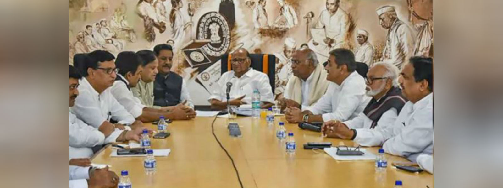 மகாராஷ்டிராவில் குடியரசுத் தலைவர் ஆட்சி அமுல்
