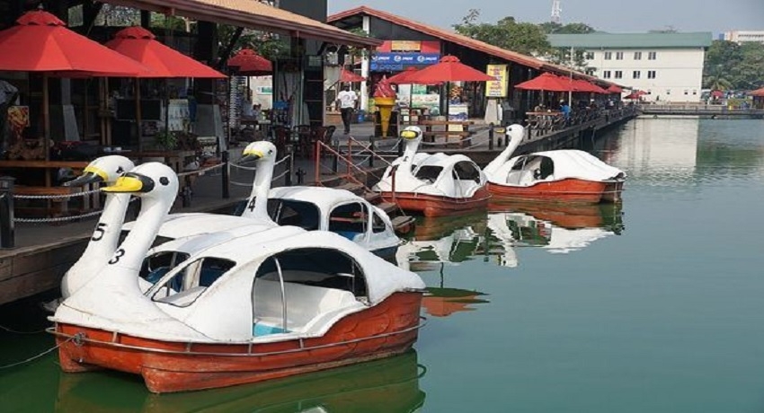 புறக்கோட்டை மிதக்கும் சந்தைத் தொகுதியை விரைவில் மறுசீரமைக்க பிரதமர் பணிப்புரை