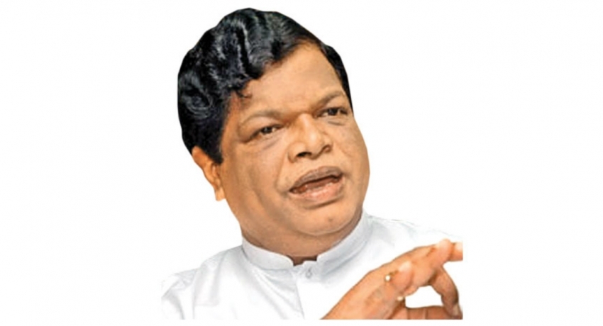 1000 ரூபா சம்பளம் கொடுக்காத தோட்டங்களை அரசாங்கம் பொறுப்பேற்கும் – பந்துல குணவர்தன