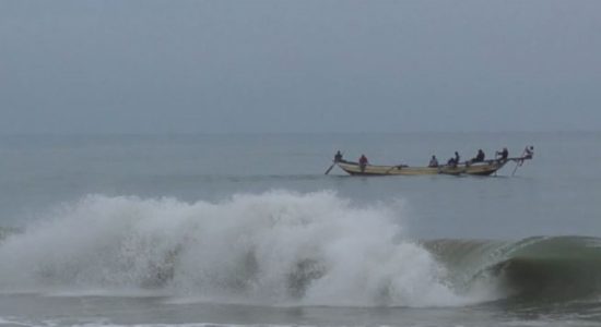 தாழமுக்கம் சூறாவளியாகக்கூடும்