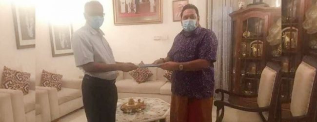 தமிழ் கைதிகளின் விபரங்கள் பிரதமரிடம் கையளிப்பு 