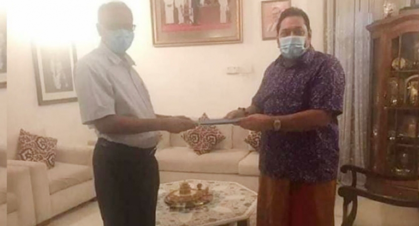 தமிழ் அரசியல் கைதிகளின் விபரங்கள் பிரதமரிடம் கையளிப்பு