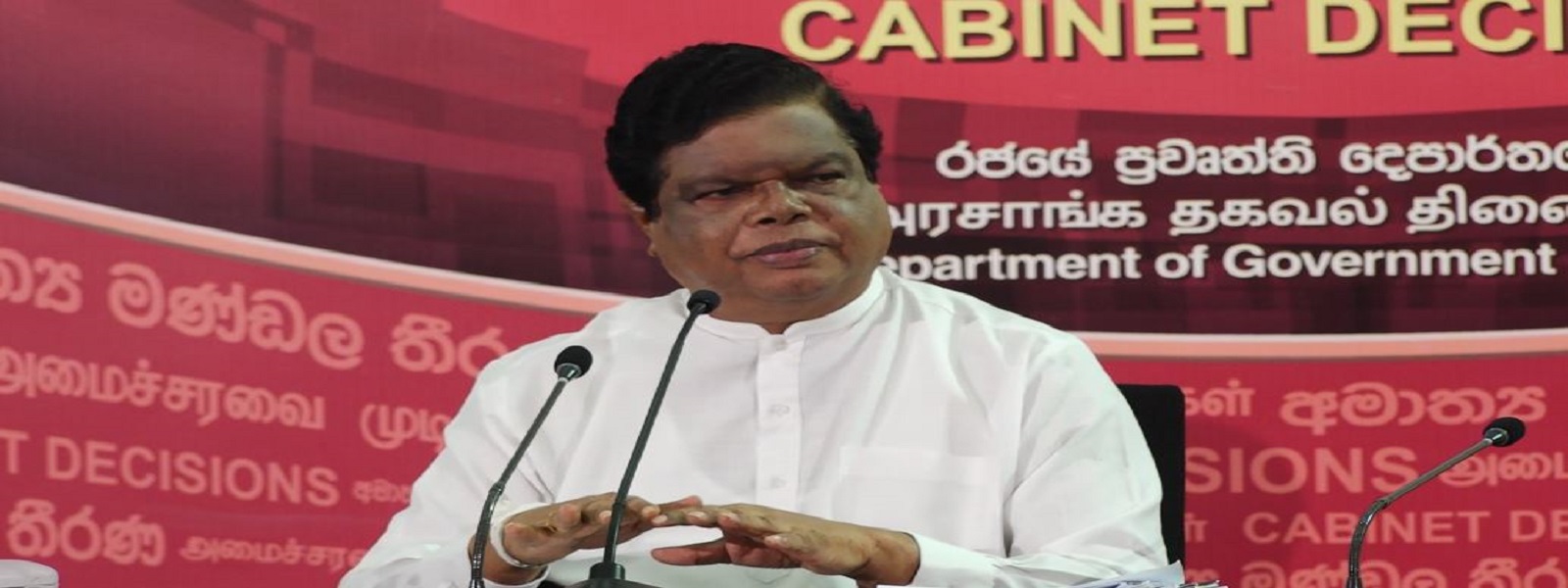 ஒப்பந்தங்களில் அரசாங்கம் கைச்சாத்திடாது
