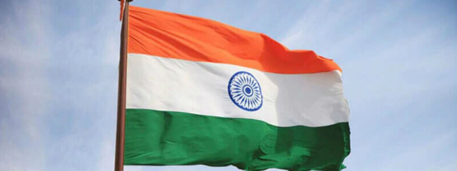 பாகிஸ்தானின் கட்டுப்பாட்டில் இந்திய அதிகாரிகள்