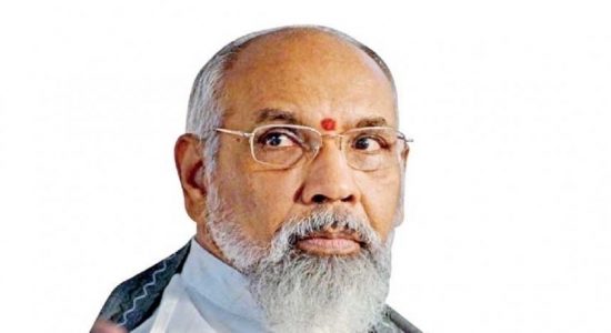 விக்னேஸ்வரனிடம் பொலிஸார் வாக்குமூலம் பதிவு
