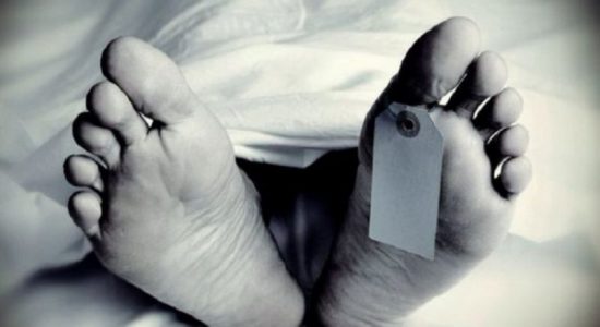 மண்மேடு சரிந்து வீழ்ந்ததில் ஒருவர் உயிரிழப்பு