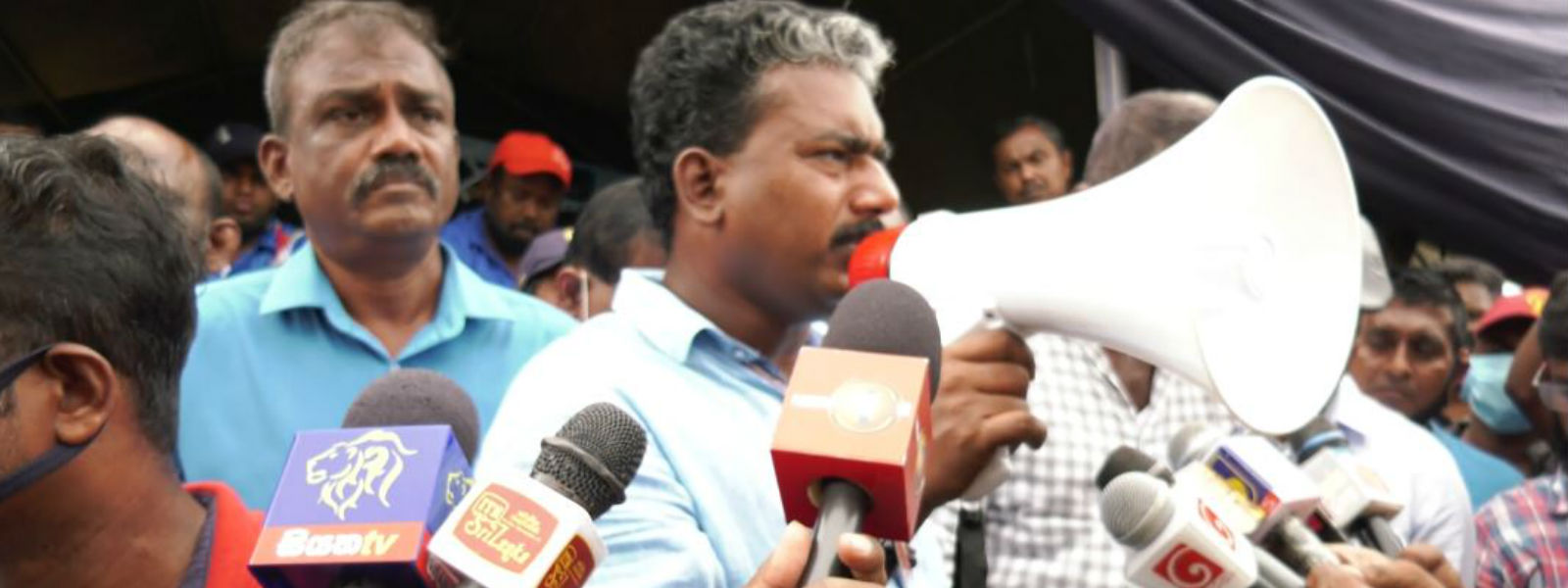 துறைமுக ஊழியர்களின் பணிப்பகிஷ்கரிப்பு நிறைவு 