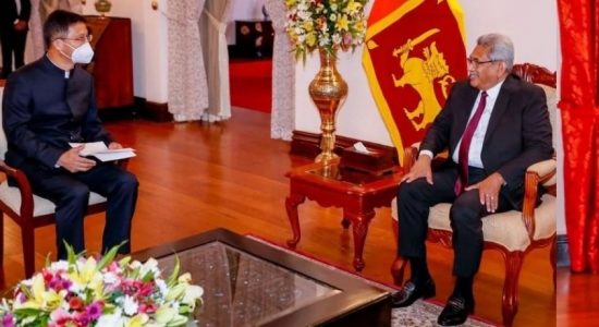 முதலீடுகளே தேவை; கடன்கள் அல்ல 