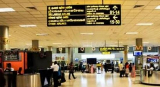 வௌிநாடுகளிலிருந்து 121 பேர் தாயகம் திரும்பினர் 