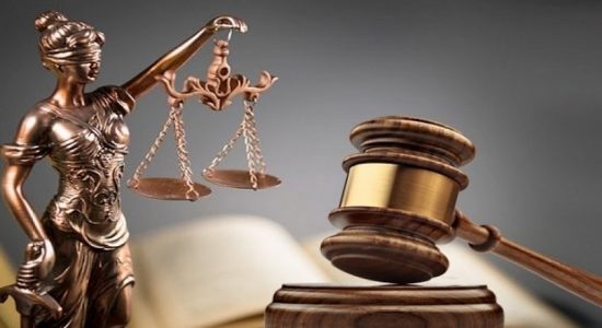 சிசு தகனம்:வழக்கு விசாரணையிலிருந்து நீதிபதி விலகல்