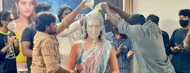 நிதி அகர்வாலுக்கு சிலை வடித்து பாலாபிஷேகம் செய்த ரசிகர்கள் 