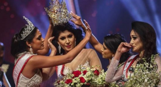 திருமதி உலக அழகி கரோலின் ஜூரி பிணையில் விடுவிப்பு