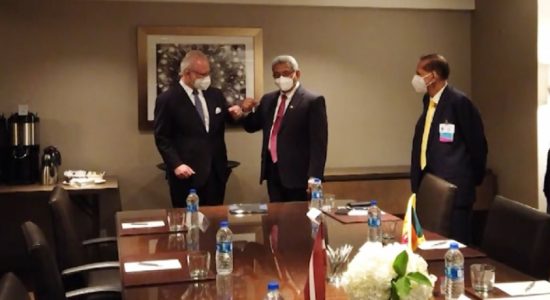இலங்கை - லாட்வியா ஜனாதிபதிகள் கலந்துரையாடல்
