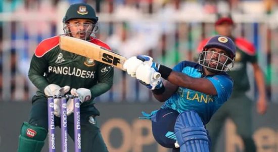 T20 உலகக்கிண்ணம்: பங்களாதேஷூக்கு எதிரான போட்டியில் இலங்கை 5 விக்கட்களால் வெற்றி