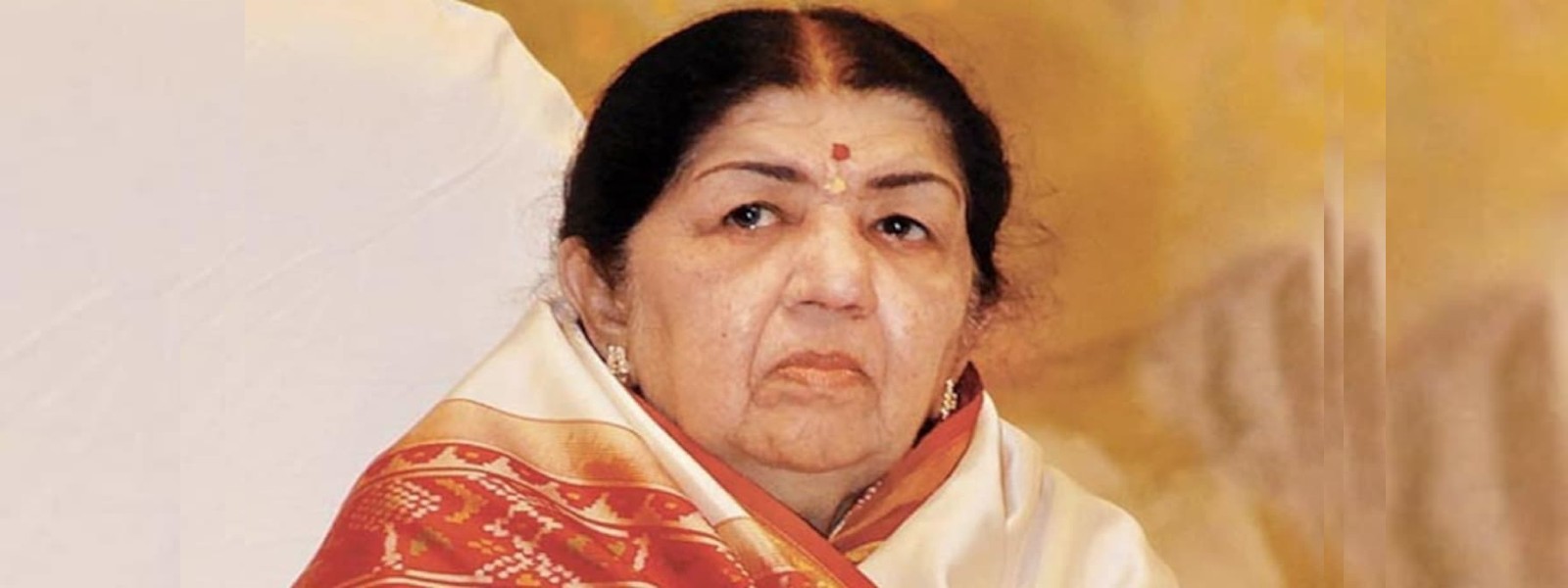 'இந்தியாவின் இசைக்குயில்'  மௌனித்தது
