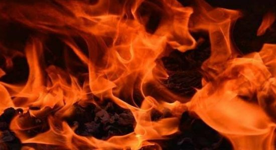 ஜம்பட்டா வீதியிலுள்ள இரசாயன களஞ்சியசாலையில் தீ 