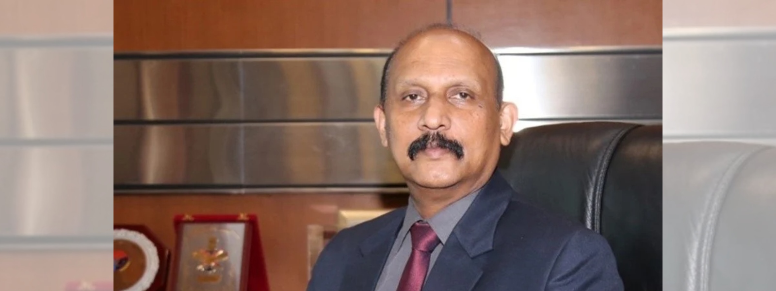 பாதுகாப்பு செயலாளராக கமல் குணரத்ன மீண்டும் நியமனம்