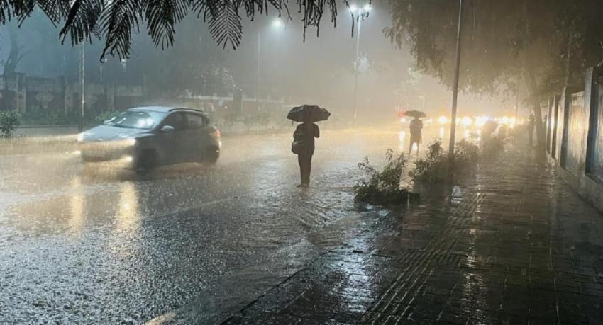 இடியுடன் கூடிய மழை பெய்யும் சாத்தியம்