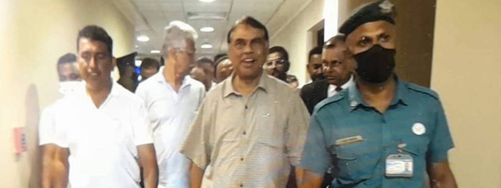 நாடு திரும்பினார் பசில் ராஜபக்ஸ