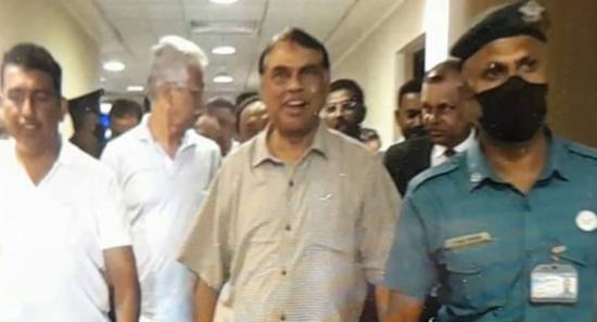 நாடு திரும்பினார் பசில் ராஜபக்ஸ
