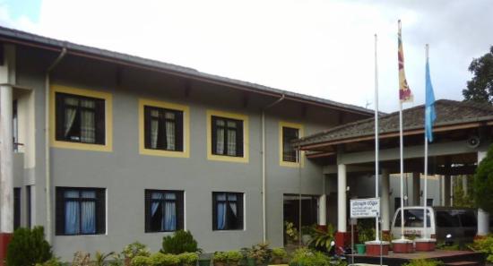 ருஹுனு தேசிய கல்வியியல்கல்லூரி மாணவர்களிடையே மோதல்