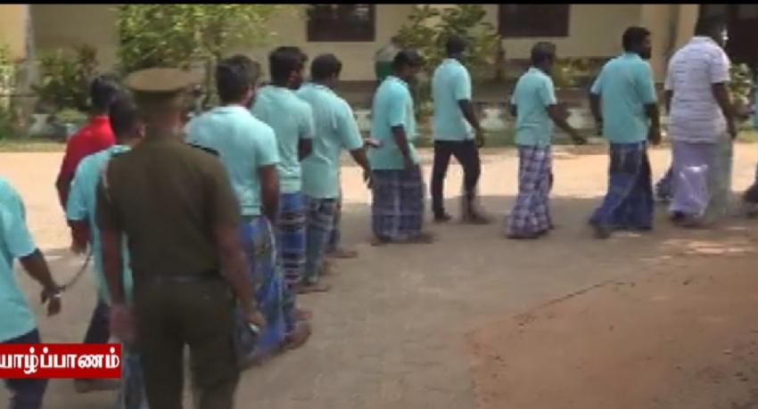 யாழில் கைதான 12 இந்திய மீனவர்கள் விடுதலை