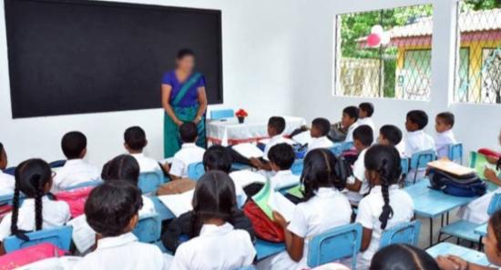 தரம் 1 தரம் 6 மாணவர்களுக்கு பாடப் புத்தகமில்லை