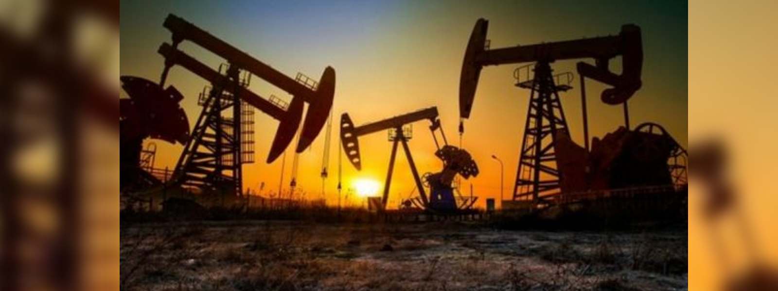 உலக சந்தையில் மசகு எண்ணெய் விலை வீழ்ச்சி